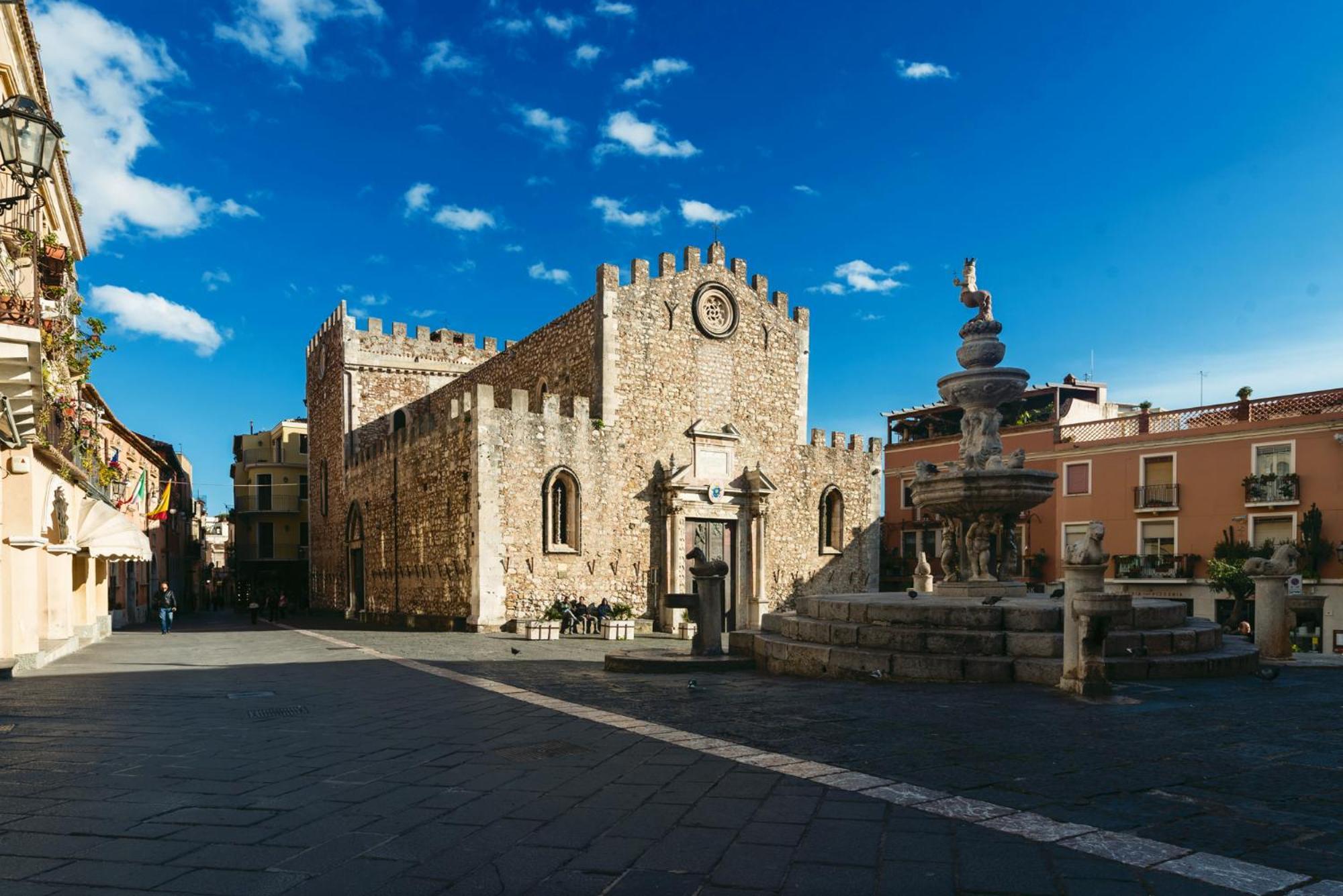 Duomo Square Apartment Taormina Eksteriør bilde
